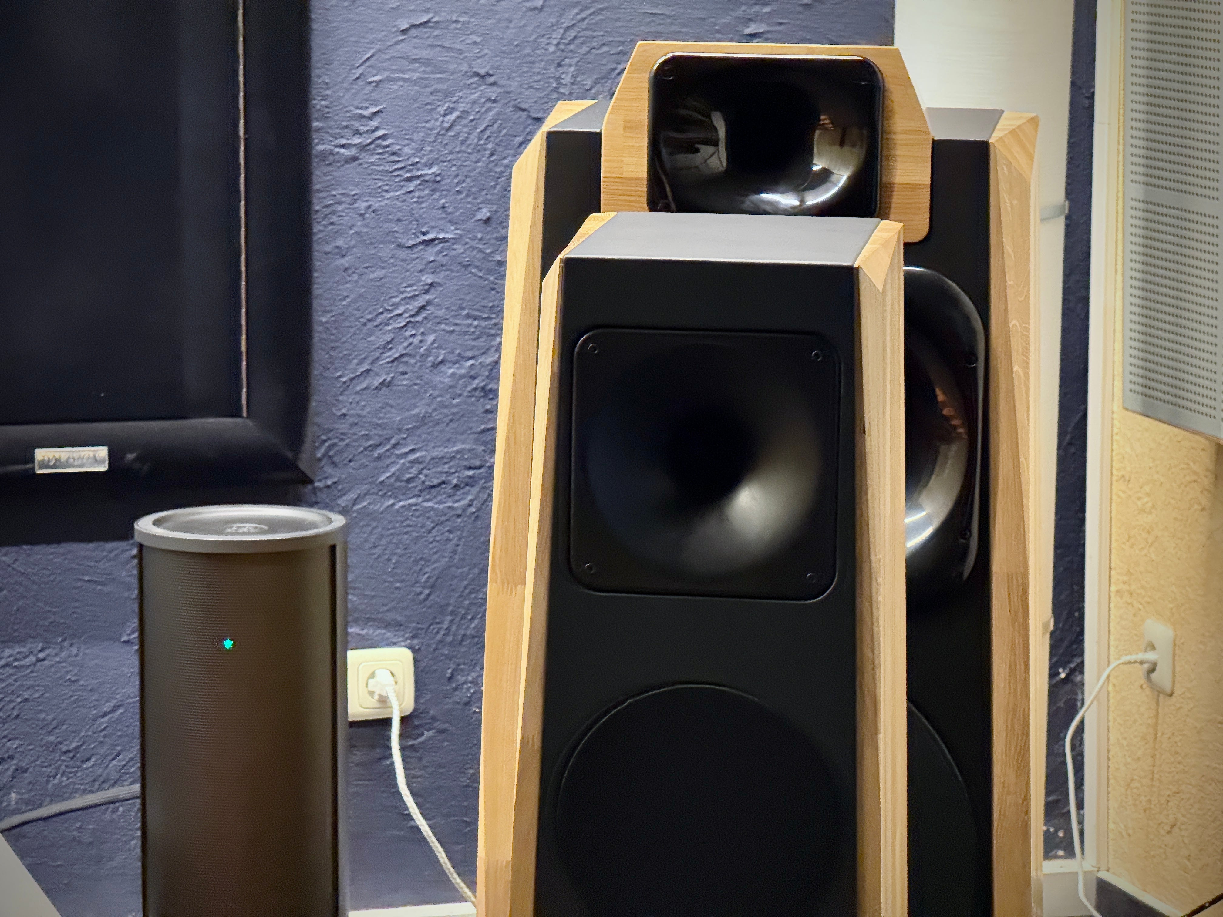 AtlantisLab Lautsprecher "Weltklasse setzt sich durch"