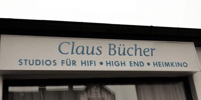 LowBeats – Claus Bücher: der etwas andere Showroom für Gradient Revolution
